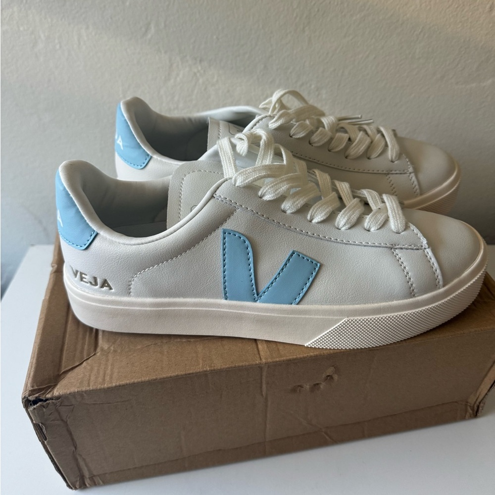 Veja Campo Leather Sneakers Women size 8 - Picture 2 of 6